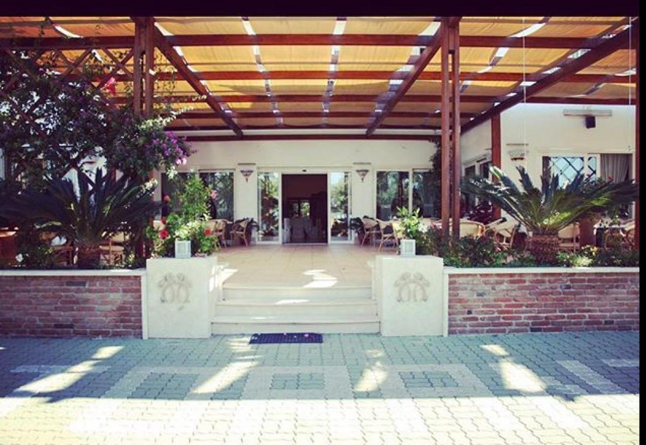 Hotel Mandetta - Adults Only Paestum Luaran gambar